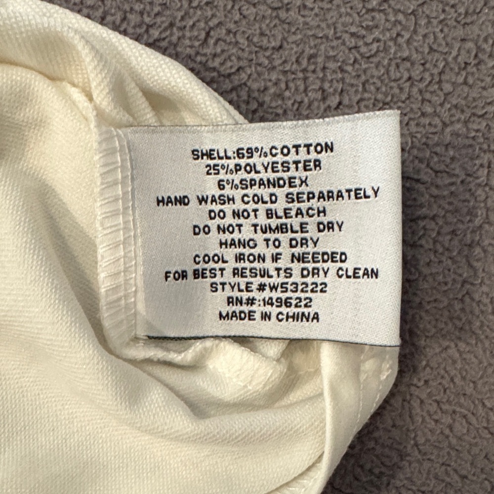 Woman's Walter Baker Puff Sleeve Skippy Top in Buttercup. Size S - Picture 3 of 8